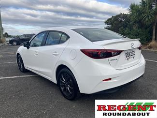 2015 Mazda Axela - Thumbnail