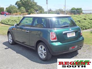 2012 Mini Cooper - Thumbnail