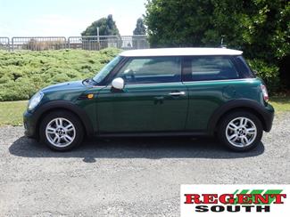 2012 Mini Cooper - Thumbnail