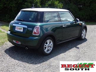 2012 Mini Cooper - Thumbnail