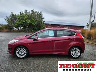 2014 Ford Fiesta - Thumbnail