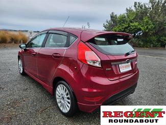 2014 Ford Fiesta - Thumbnail