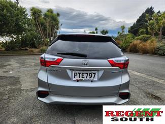 2017 Honda Fit - Thumbnail