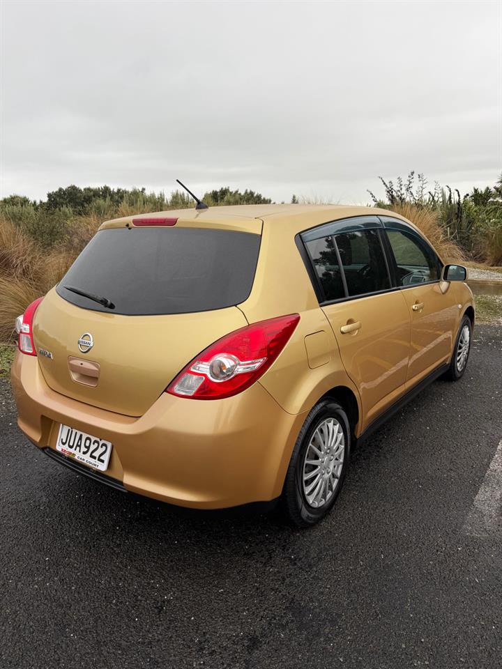 2011 Nissan Tiida