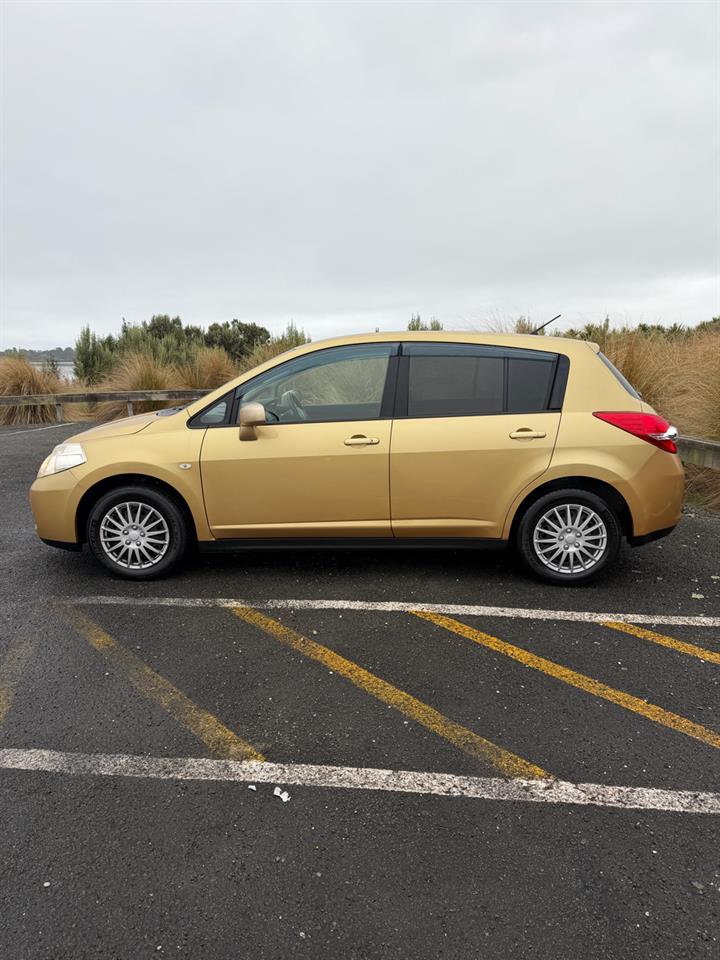 2011 Nissan Tiida