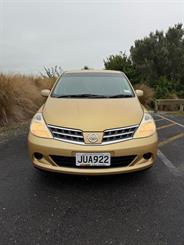 2011 Nissan Tiida - Thumbnail