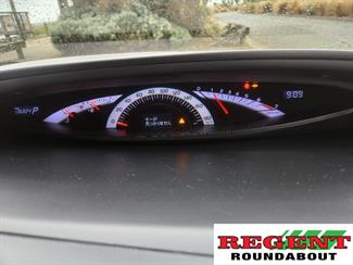 2015 Toyota Estima - Thumbnail