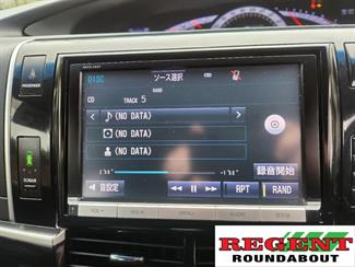 2015 Toyota Estima - Thumbnail