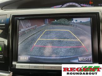 2015 Toyota Estima - Thumbnail