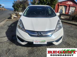 2014 Honda FIT SHUTTLE HYBRID - Thumbnail