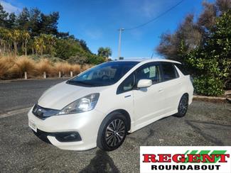 2014 Honda FIT SHUTTLE HYBRID - Thumbnail