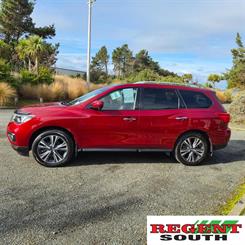 2020 Nissan Pathfinder - Thumbnail