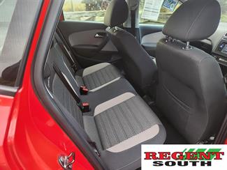 2013 Volkswagen Cross Polo - Thumbnail