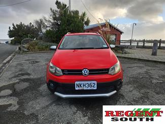 2013 Volkswagen Cross Polo - Thumbnail