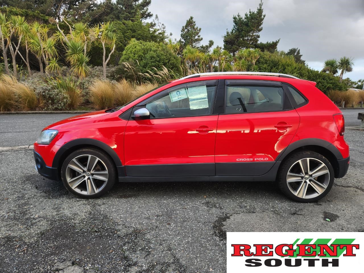 2013 Volkswagen Cross Polo