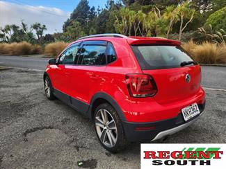 2013 Volkswagen Cross Polo - Thumbnail