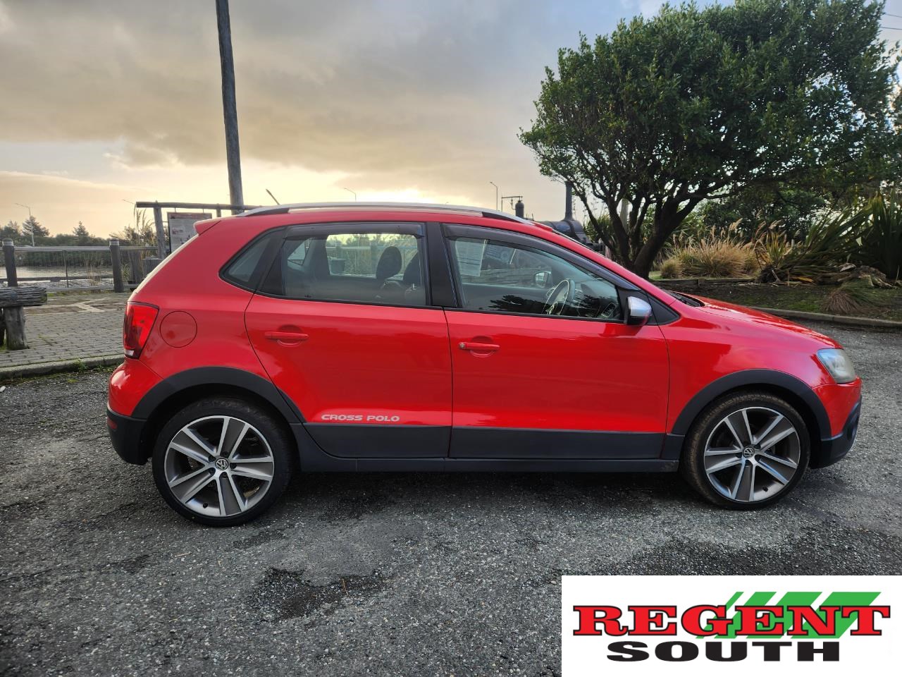2013 Volkswagen Cross Polo