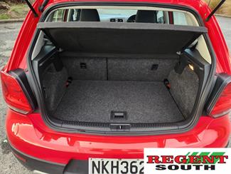 2013 Volkswagen Cross Polo - Thumbnail