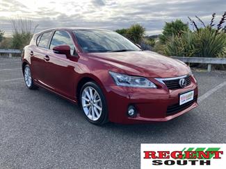 2011 Lexus CT 200h - Thumbnail