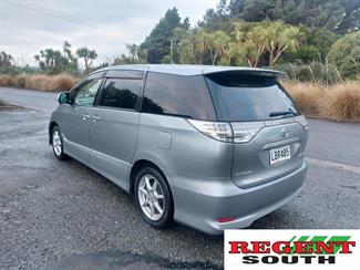 2006 Toyota Estima - Thumbnail