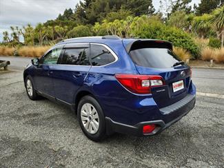 2015 Subaru Outback - Thumbnail