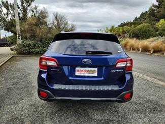 2015 Subaru Outback - Thumbnail