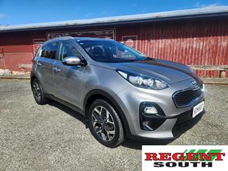 2020 Kia Sportage - Thumbnail