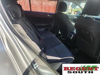 2020 Kia Sportage - Thumbnail