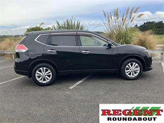 2015 Nissan X-Trail - Thumbnail