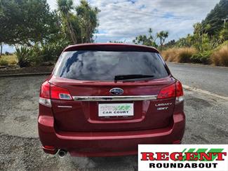 2013 Subaru Legacy - Thumbnail