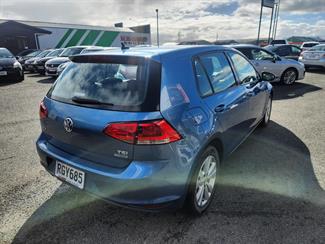 2014 Volkswagen Golf - Thumbnail