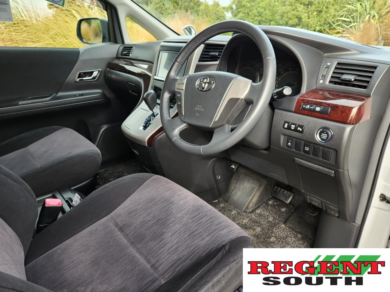 2012 Toyota VELLFIRE