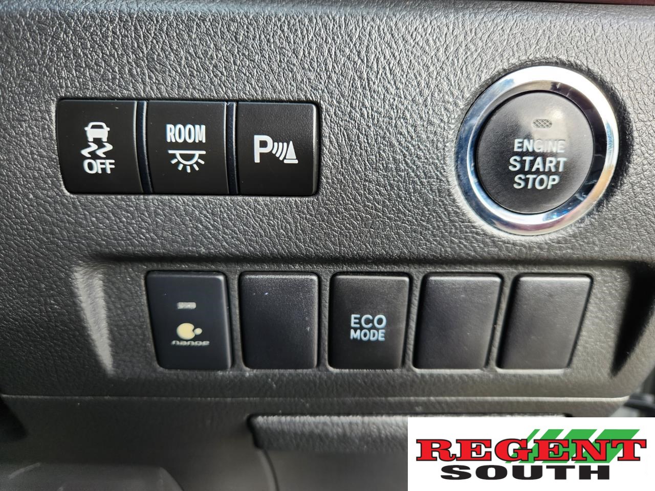 2012 Toyota VELLFIRE