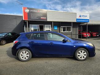 2011 Mazda Axela - Thumbnail