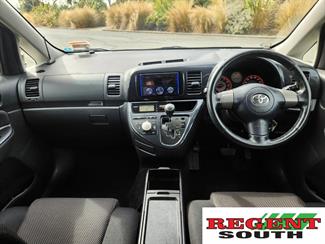 2006 Toyota Wish - Thumbnail